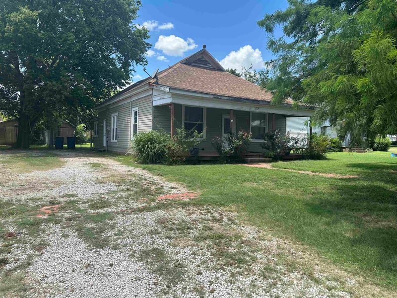219 Market St, Caldwell, KS 67022