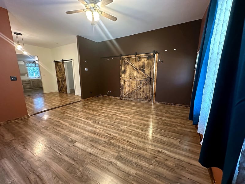 219 Market St, Caldwell, KS 67022