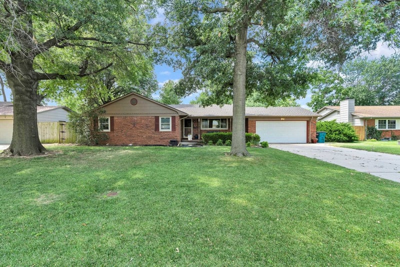 8923 11th , Wichita, KS 67212