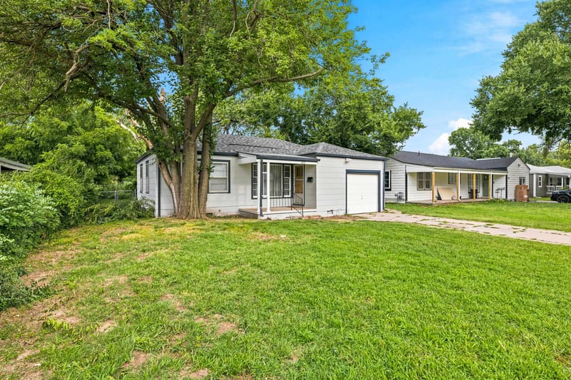 1837 St Paul, Wichita, KS 67203