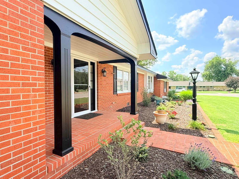 312 Willow Rd, Hillsboro, KS 67063
