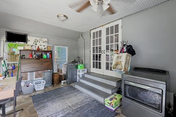 1048 N Pershing St, Wichita, KS 67208