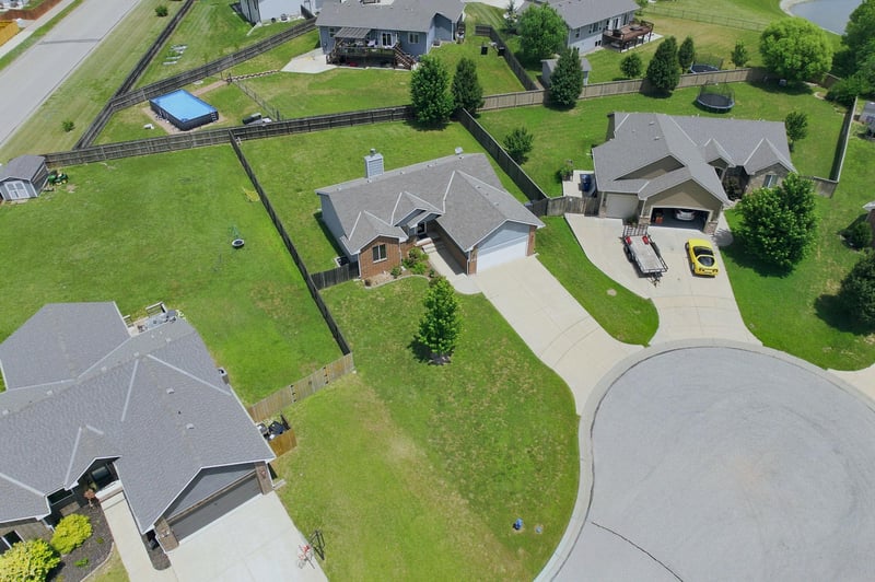 2102 Lotus , Andover, KS 67002