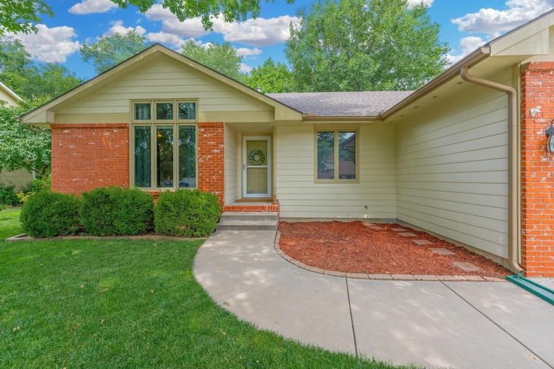 7012 E 40th Cir N, Wichita, KS 67226