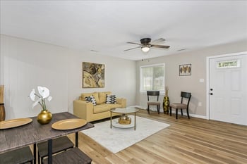 2039 N Woodland Ave, Wichita, KS 67203