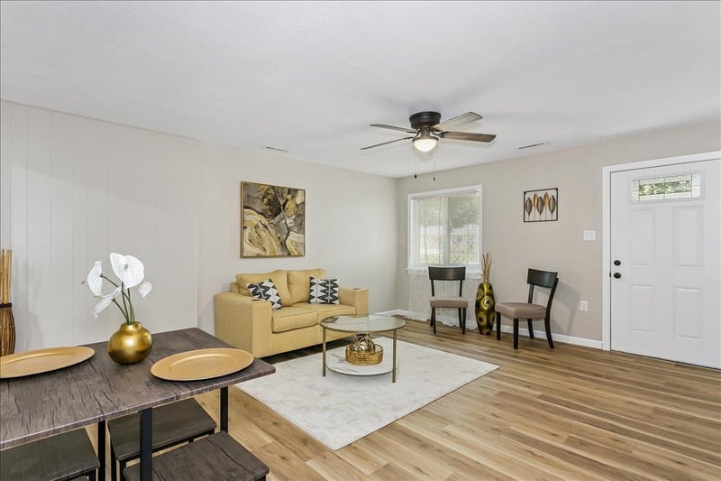 2039 Woodland Ave, Wichita, KS 67203
