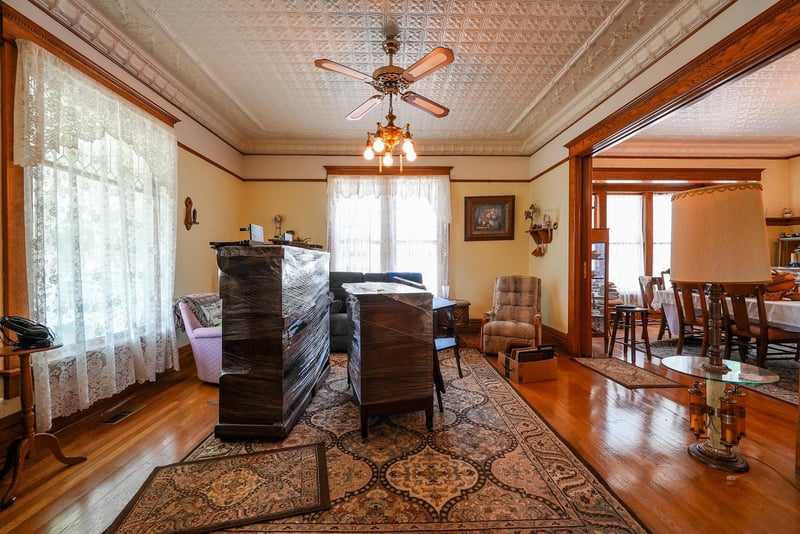 438 Main St, Mount Hope, KS 67108