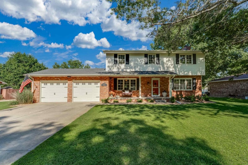 4604 Sequoia St, Hutchinson, KS 67502