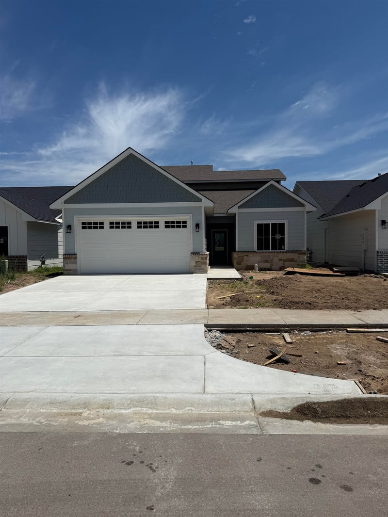 5590 Wandering Way, Maize, KS 67101