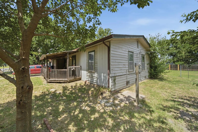 2116 35th , Wichita, KS 67217