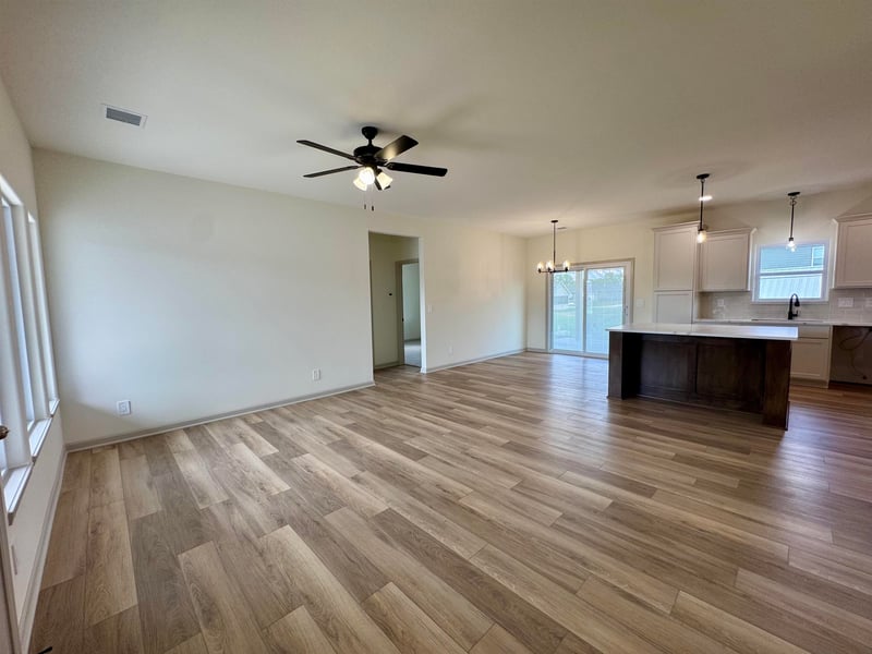 306 Lavern , Garden Plain, KS 67050