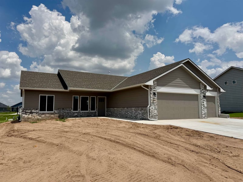 306 Lavern , Garden Plain, KS 67050