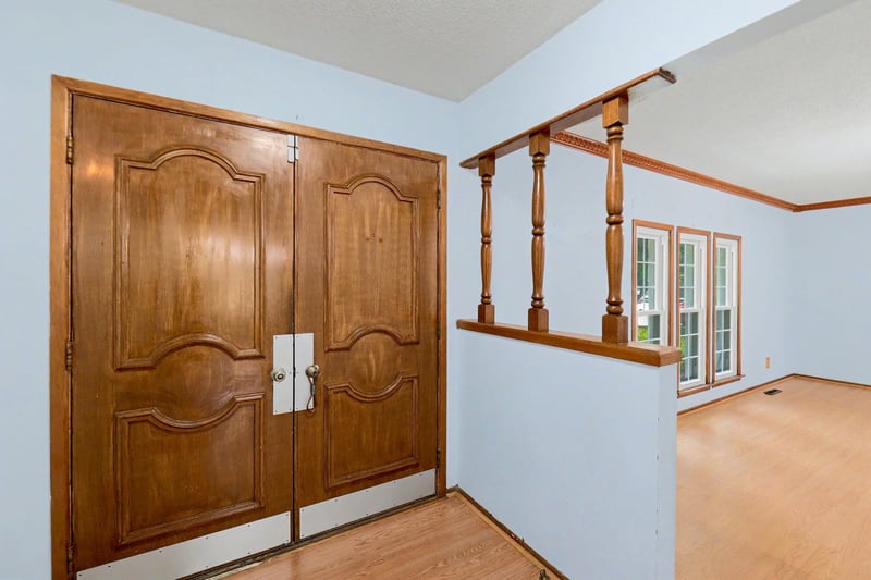 1950 Charlotte , Wichita, KS 67208