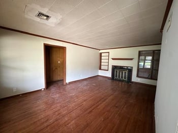611 Harding , Wichita, KS 67208