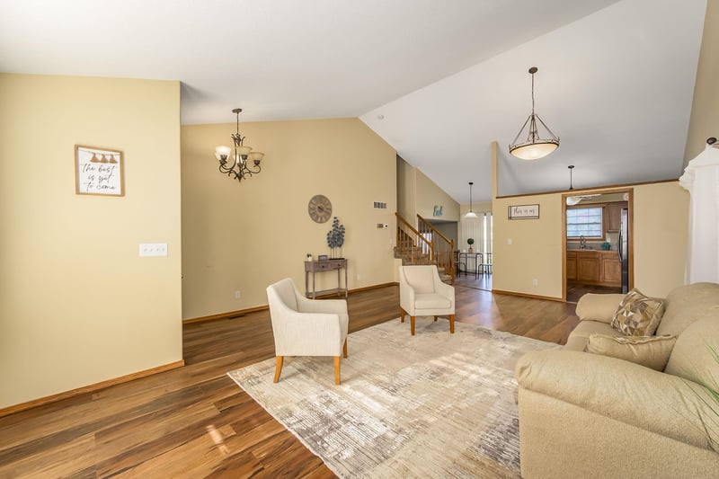 2438 Cypress St, Wichita, KS 67210-2450