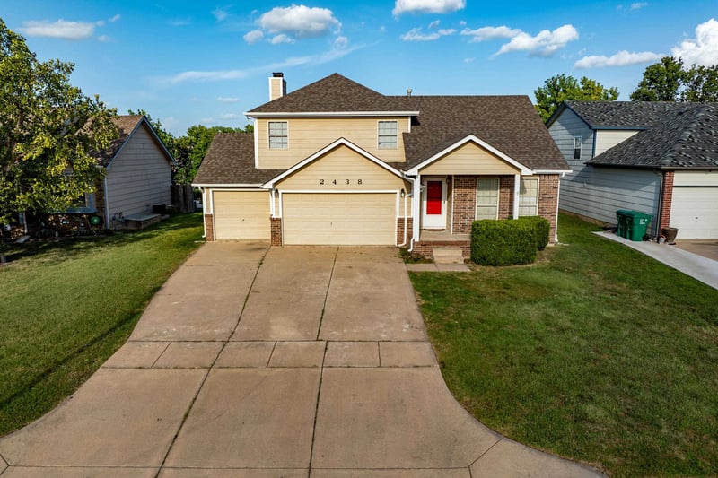 2438 Cypress St, Wichita, KS 67210-2450