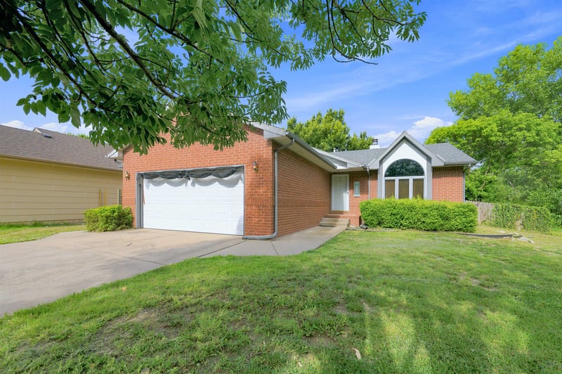 7040 35th Cir N, Wichita, KS 67226