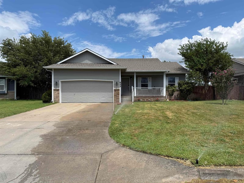 632 Longbranchdr , Maize, KS 67101