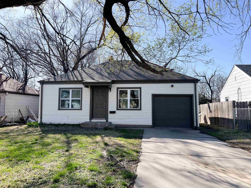 635 Battin , Wichita, KS 67207