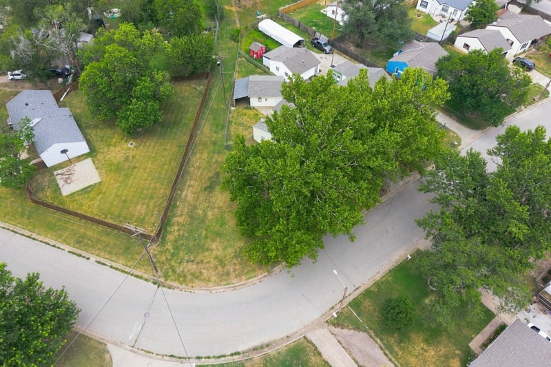 6429 Keystone St, Haysville, KS 67217