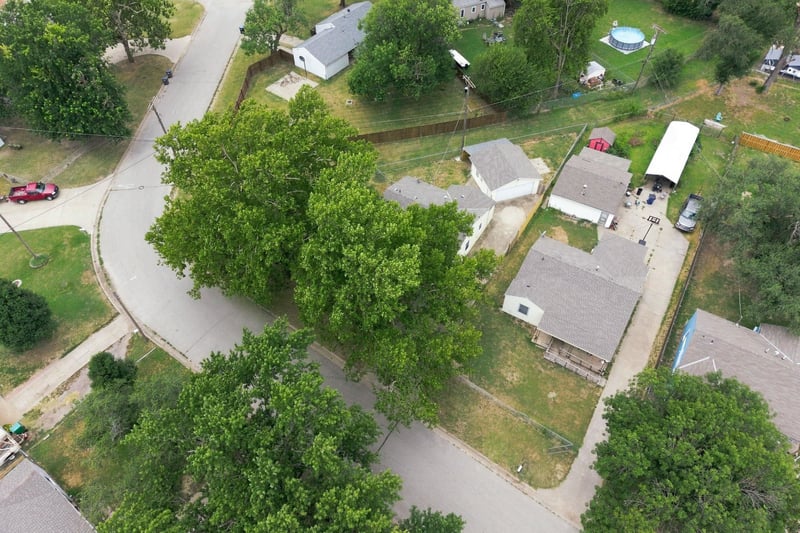 6429 Keystone St, Haysville, KS 67217