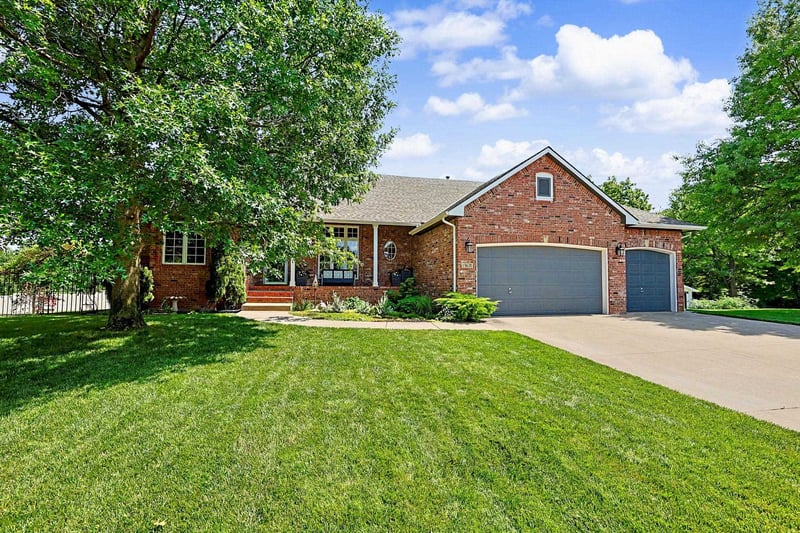 13631 Highland Springs Ct, Wichita, KS 67235