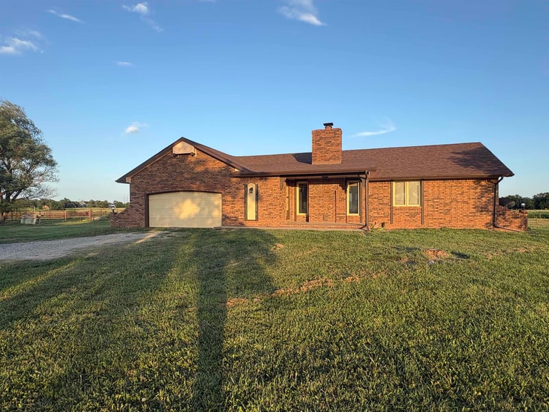 4457 120th St, Augusta, KS 67010