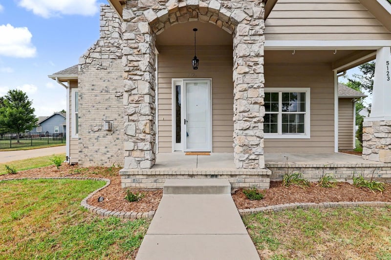 5123 Hampton , Wichita, KS 67226