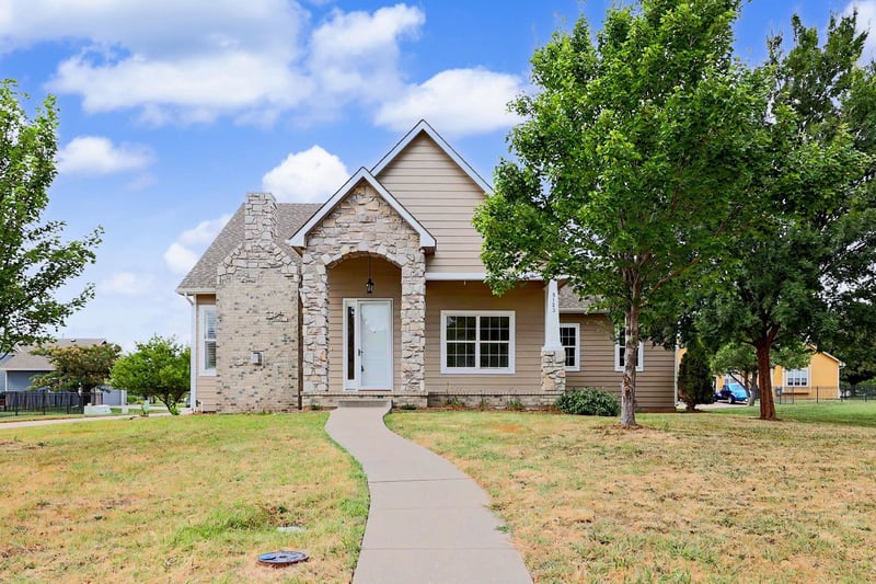 5123 Hampton , Wichita, KS 67226