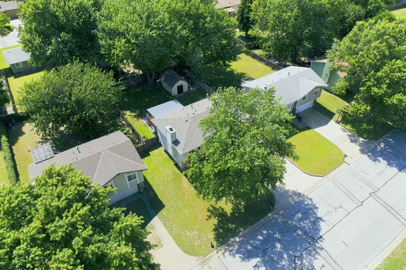 5449 Mead , Wichita, KS 67216
