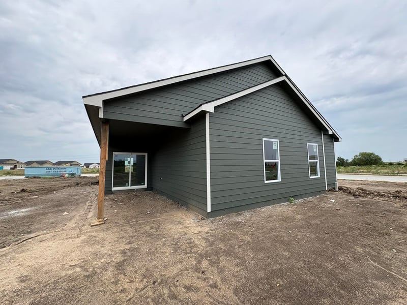 9233 Melissa Ave, Bel Aire, KS 67226