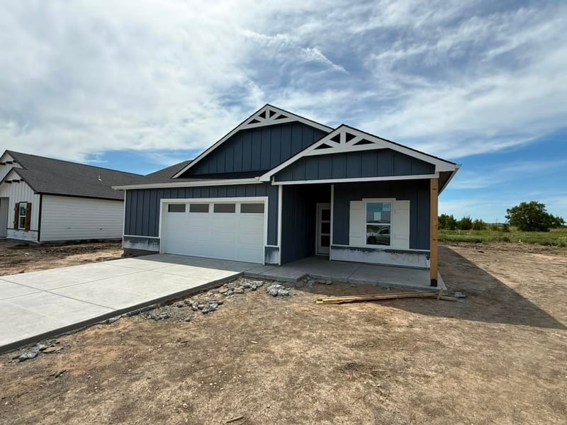 5701 Plumthicket St, Bel Aire, KS 67226