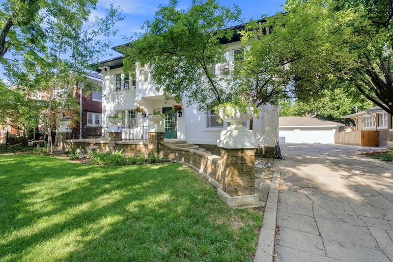 105 Broadview St, Wichita, KS 67208