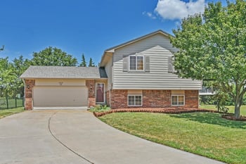 12114 E Laguna, Wichita, KS 67207