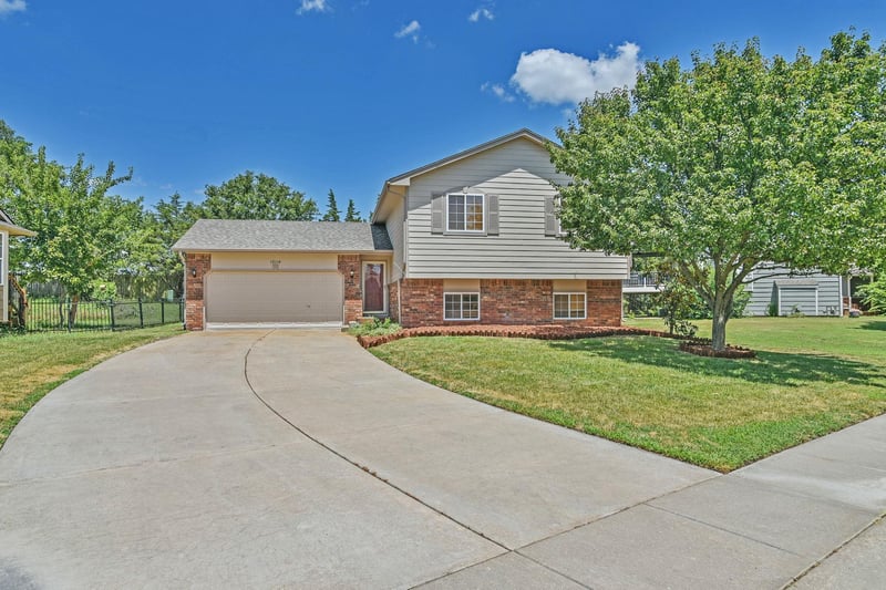 12114 Laguna , Wichita, KS 67207