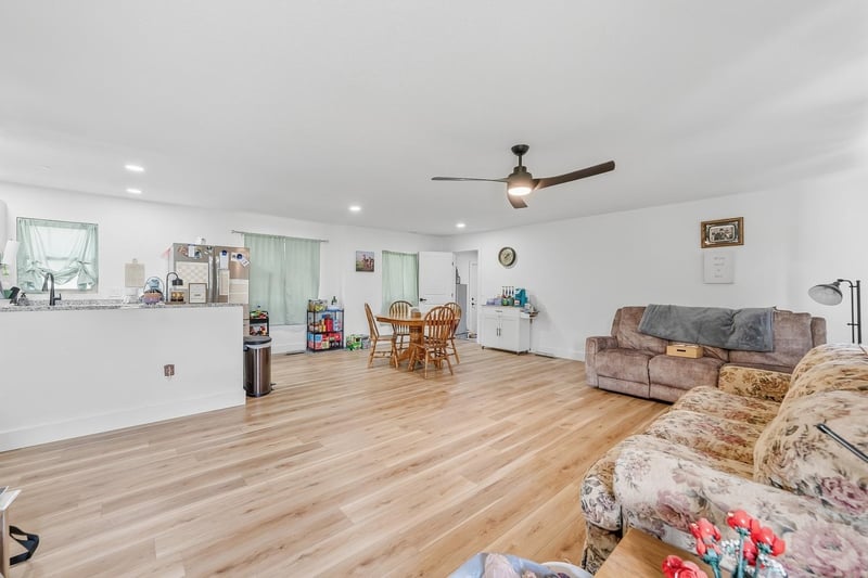 1206 Bobbie , Augusta, KS 67010