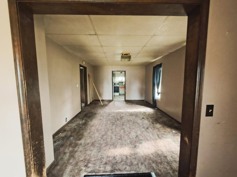 320 Center , Salina, KS 67401
