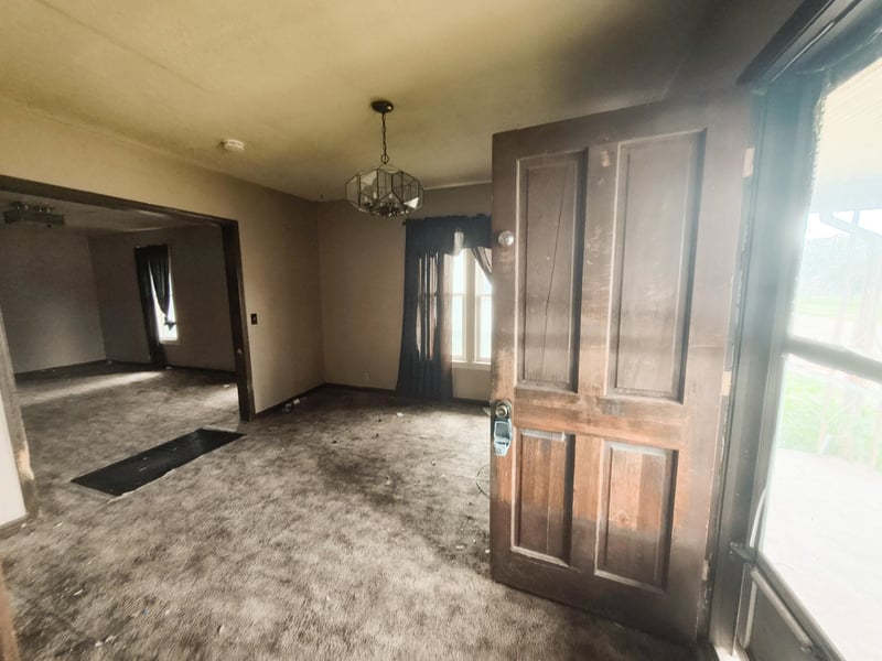 320 Center , Salina, KS 67401