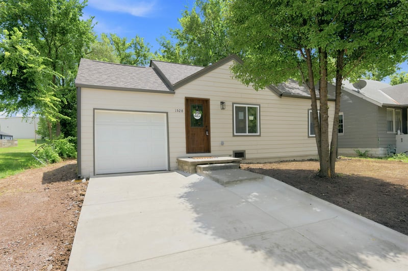 1528 Erie , Wichita, KS 67208
