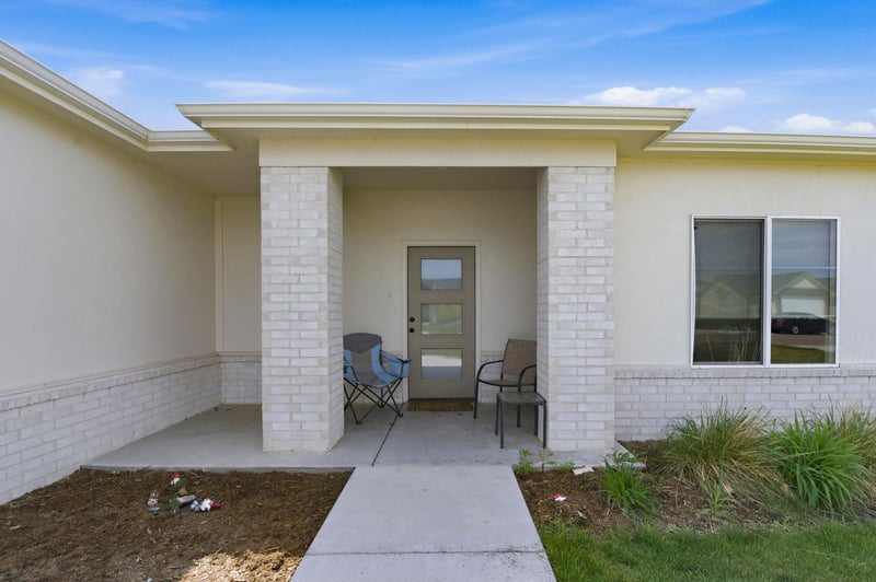 1017 Long Path St, Goddard, KS 67052