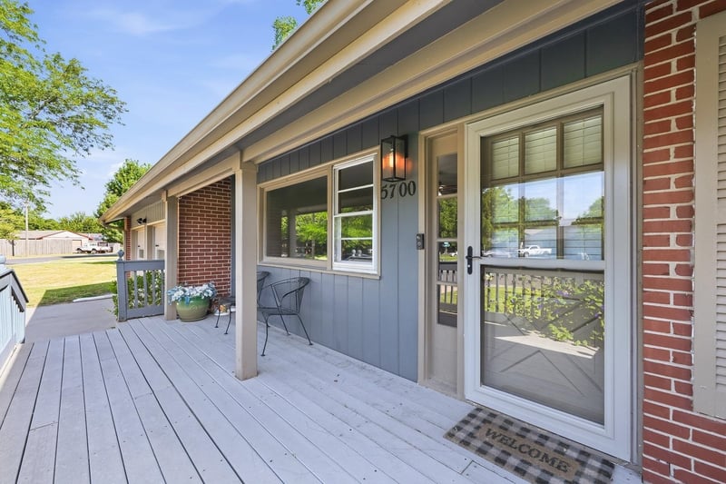 5700 Perryton , Bel Aire, KS 67220