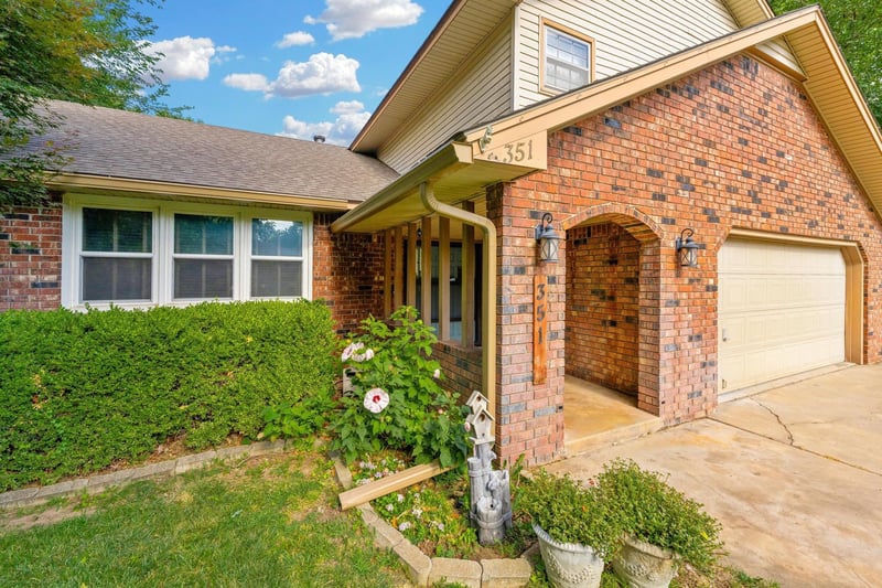 351 Shefford , Wichita, KS 67209