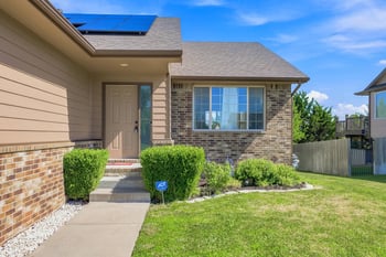 10614 E Zimmerly St, Wichita, KS 67207