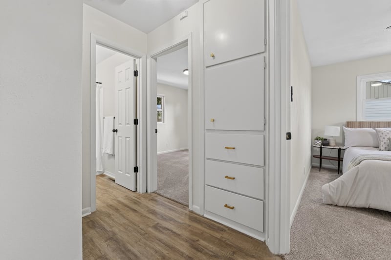 1306 Harrison St, Newton, KS 67114