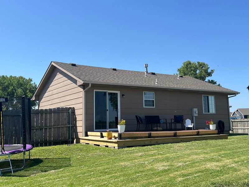 2226 Schoolhouse , Haysville, KS 67060