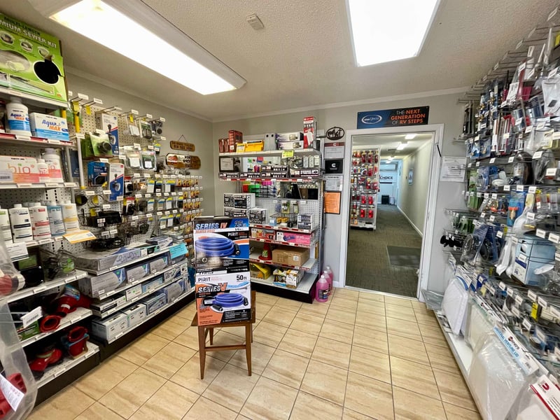 402 Industrial St, Goddard, KS 67052