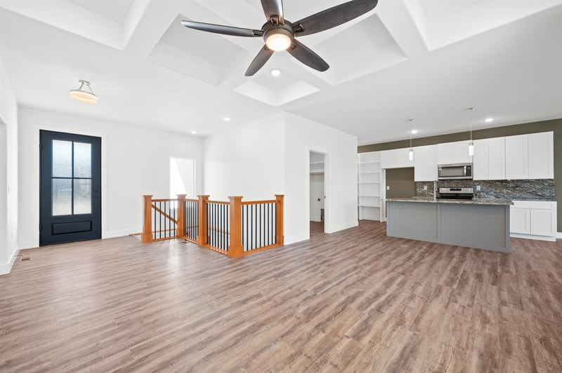 741 E Elmwood St, Park City, KS 67147