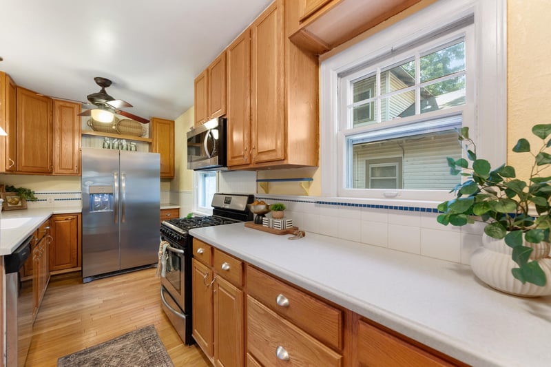 1125 Coolidge Ave, Wichita, KS 67203