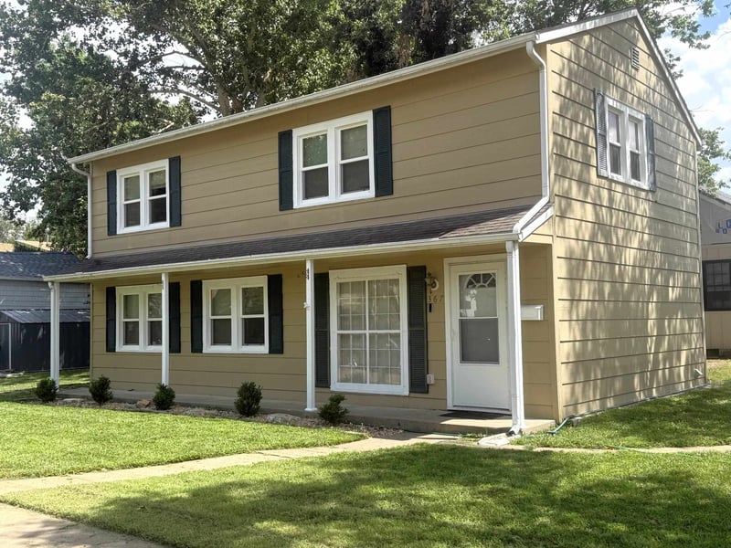 367 Jewell Ave, Salina, KS 67401