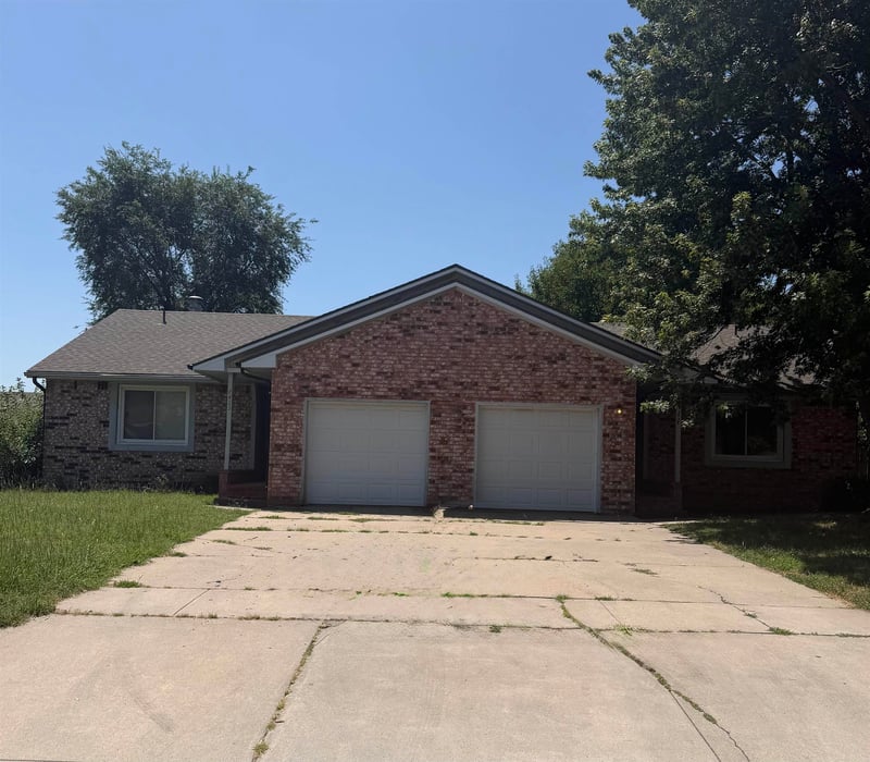 7413 18th St, Wichita, KS 67206